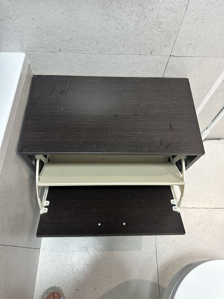 Продам обувницу ikea