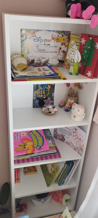Raft biblioteca, nou realizat pe comanda.