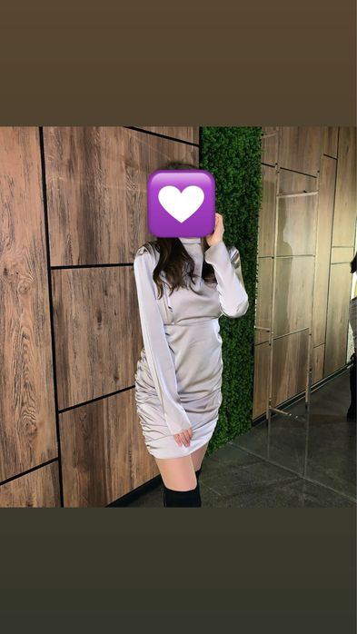 Продам платье размер s