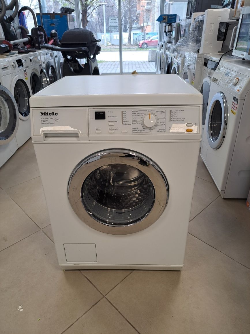 Пералня Miele W3239 Пчелна пита