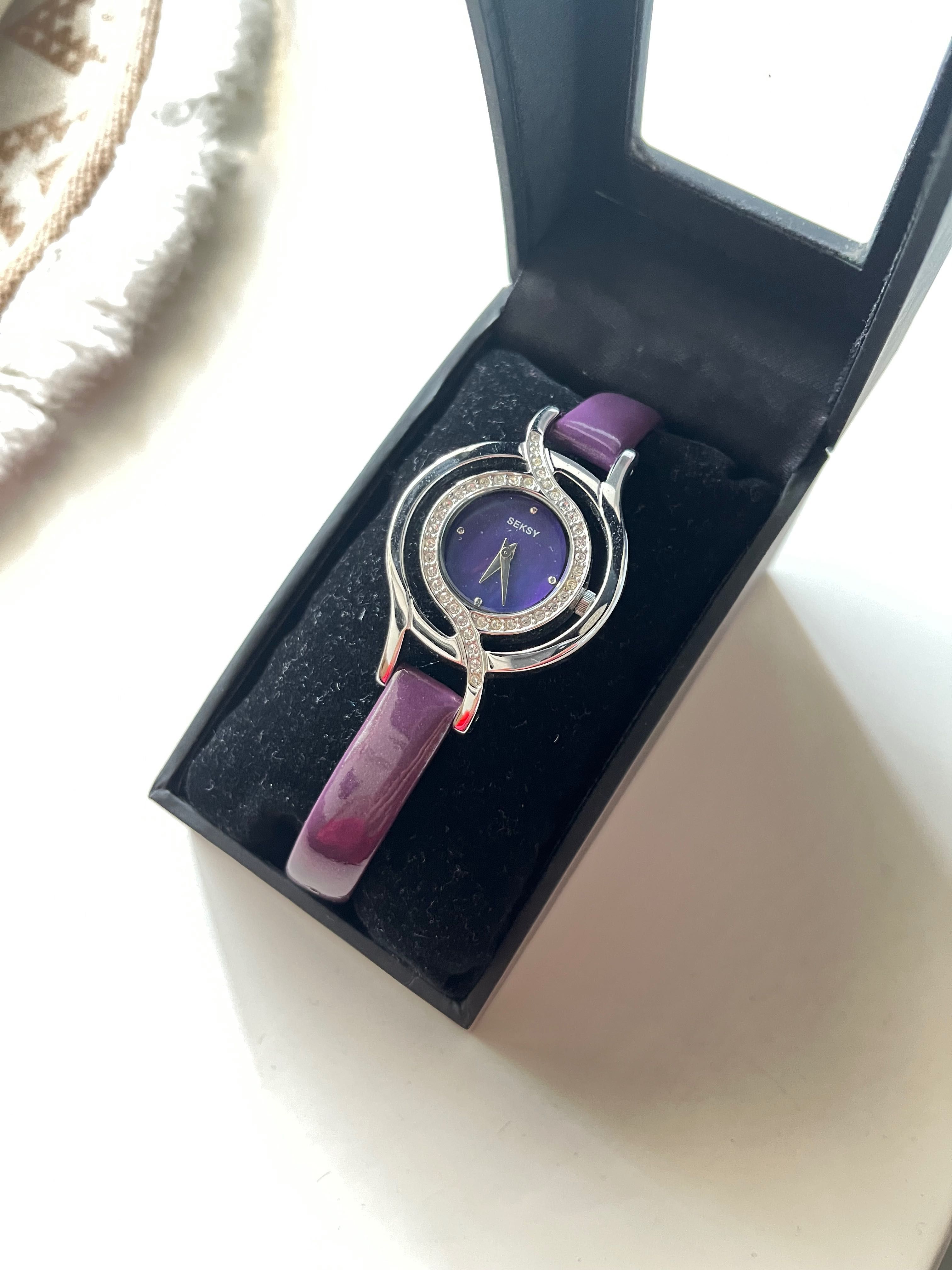 Часовник Sekonda с камъни Swarowski