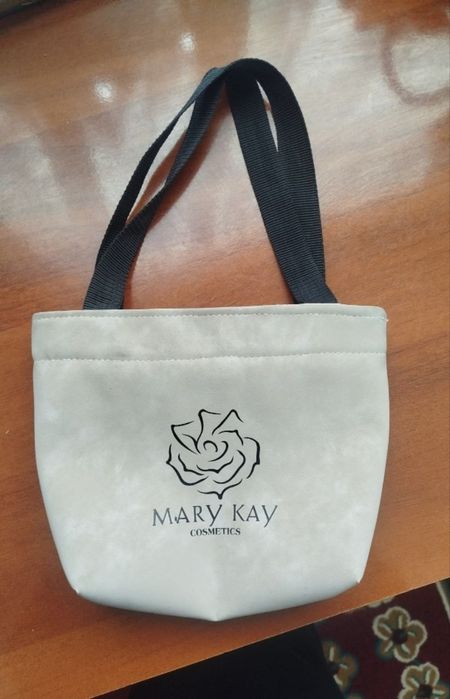 Sumka deyarli ishlatilmagan