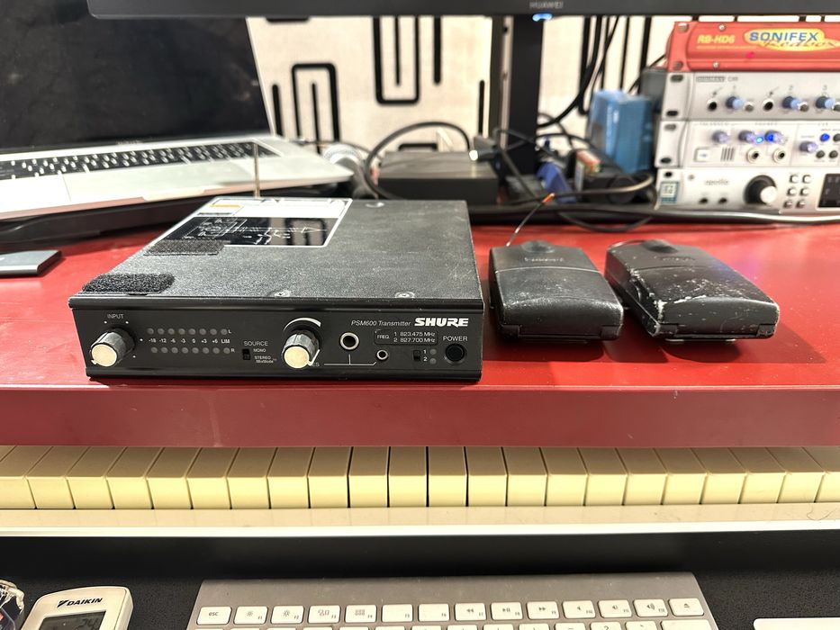RME/AKG K701/Filtru mic/Casti in-ear Shure/Amp Casti/Receiver Shure