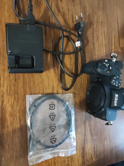 Nikon Z5 ca NOU 3185 de cadre aspect 10/10