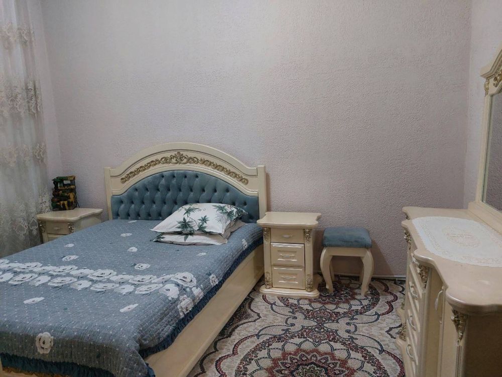 Hovli sotiladi (продаётся участок)