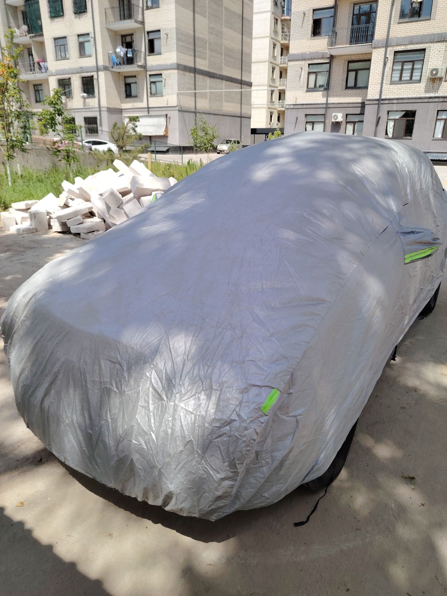 Avtomobillar uchun Yopinchiq aluminum rangda