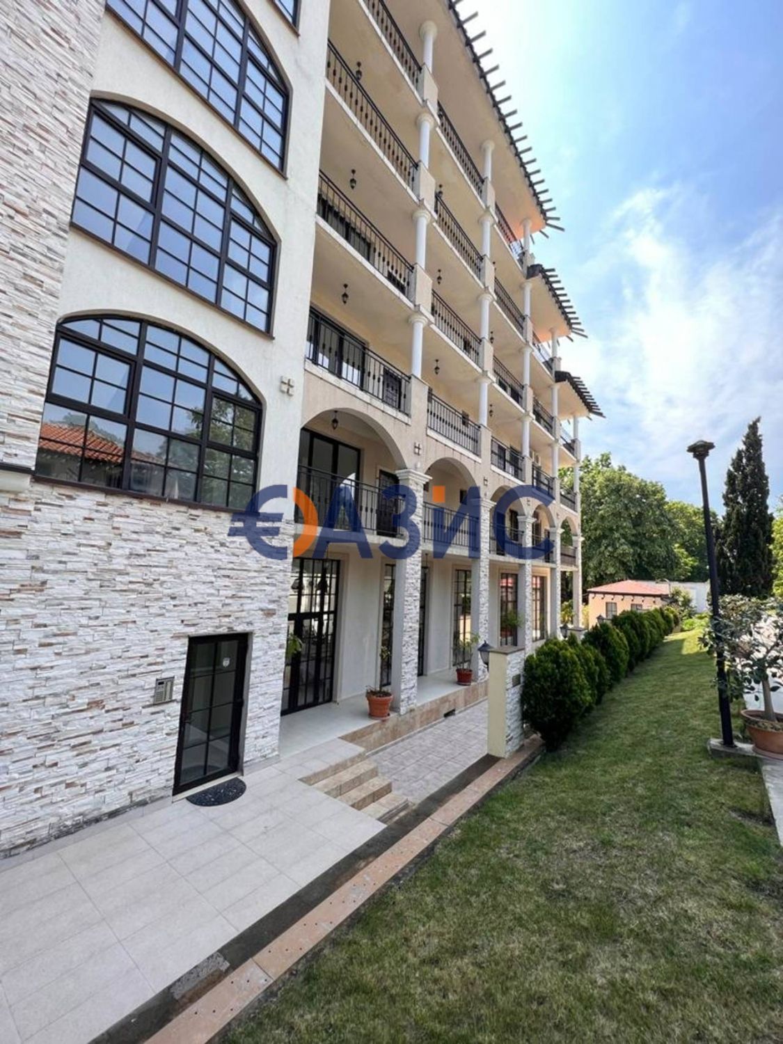 Апартамент с 1 спалня в комплекс Клиф Бийч, Обзор, България-58 кв. м.