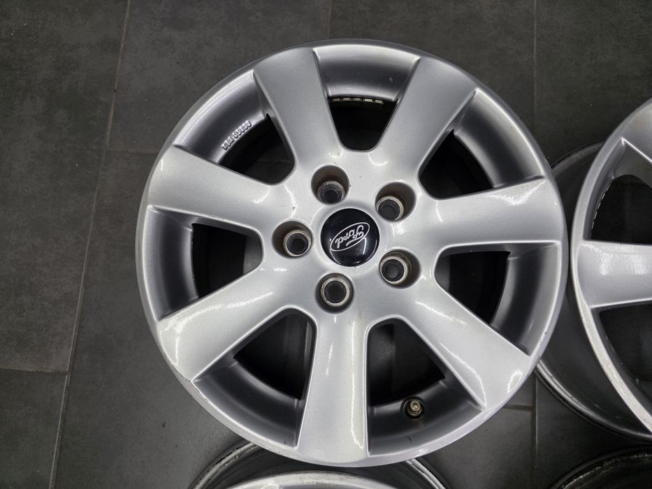 Джанти 15 - Ford