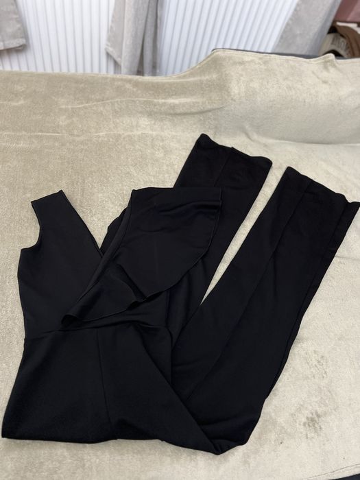 Rochii elengate si salopete elegante