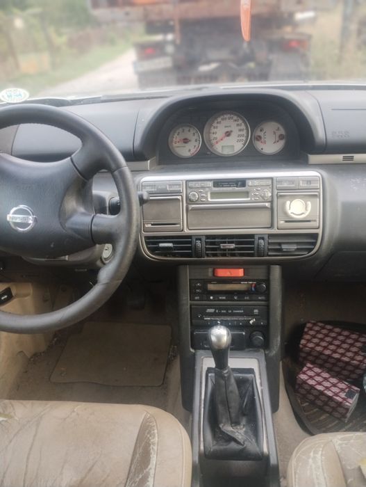 Нисан Xtrail .На части