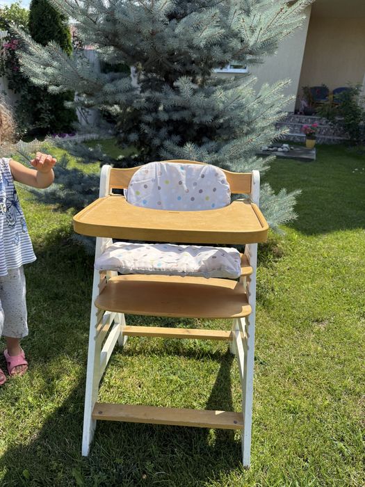 Scaun de masă pentru copii Hauck – din lemn masiv, reglabil, durabil