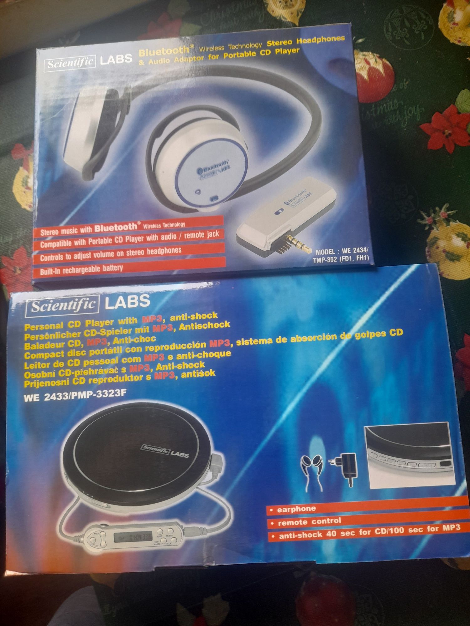 Mp3 portabil cu acumulator și căști wireless