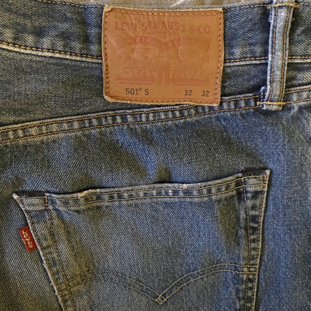 Blugi Levis 501s in stare buna