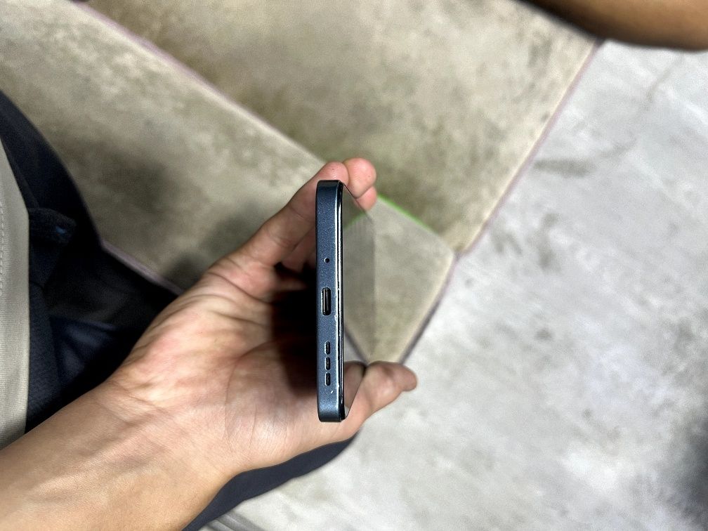 Redmi 13C 8/256gb