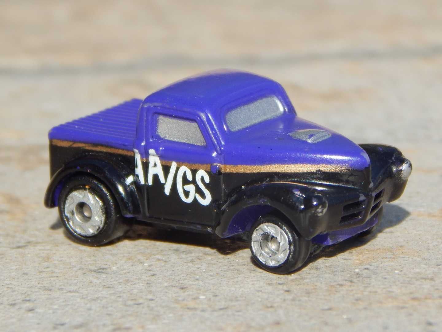 Macheta Willys Pick-up 1941 Hot Rod Galoob Micro Machines 1994