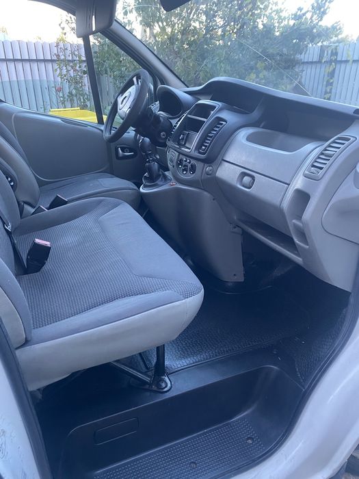 Opel vivaro 2.0 diesel