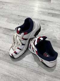 Tommy Hilfiger snickers, 38