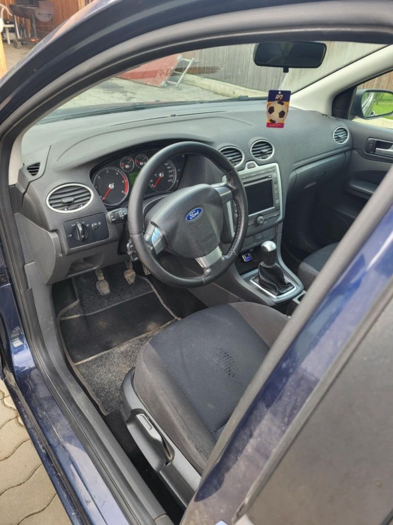 Vând Ford focus 2005 motor 2000 dizel 140 c