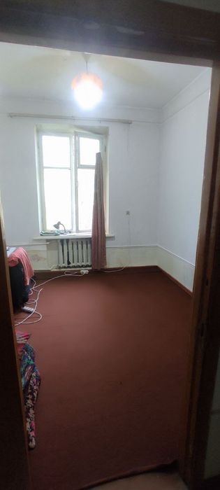 Chilonzor 1 kv uy sotiladi