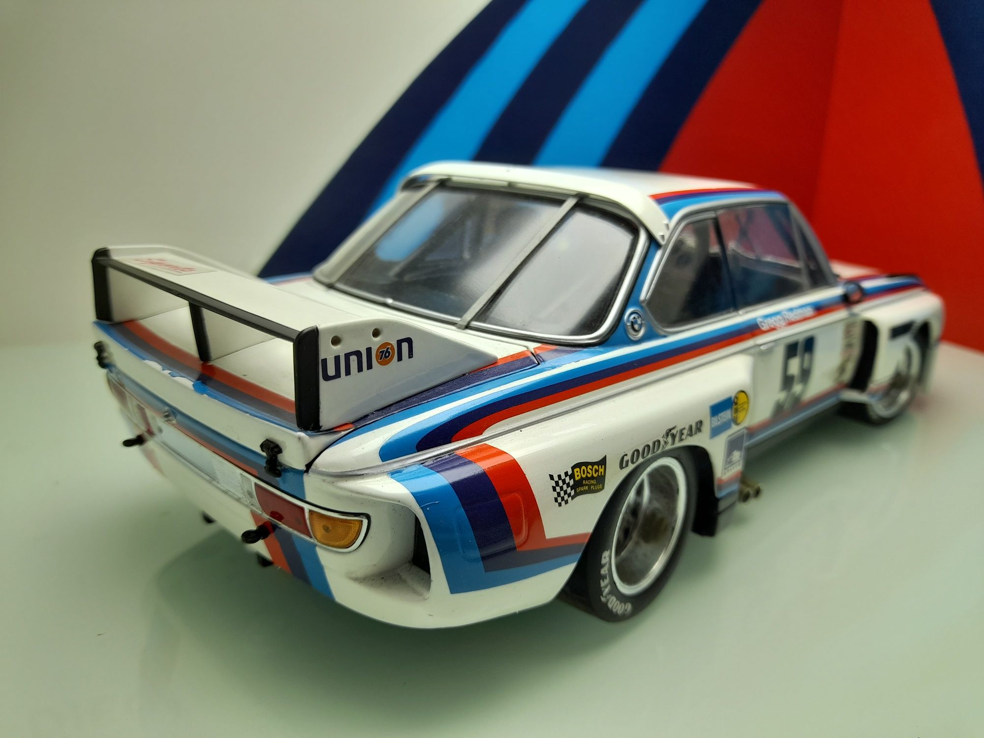 BMW CSL 1:18 Minichamps,