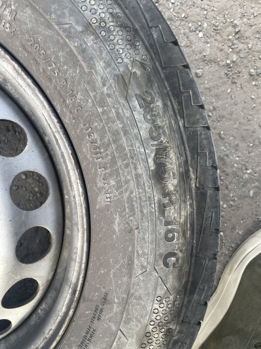 Vand 4 cauciucuri de vara