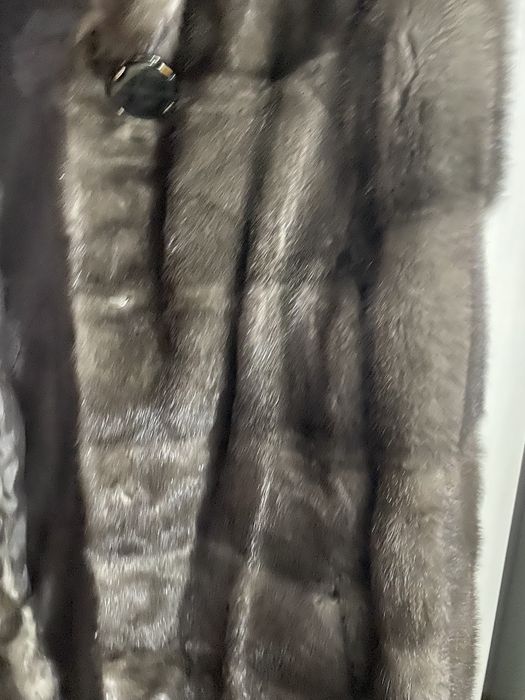 Продам норковую шубу