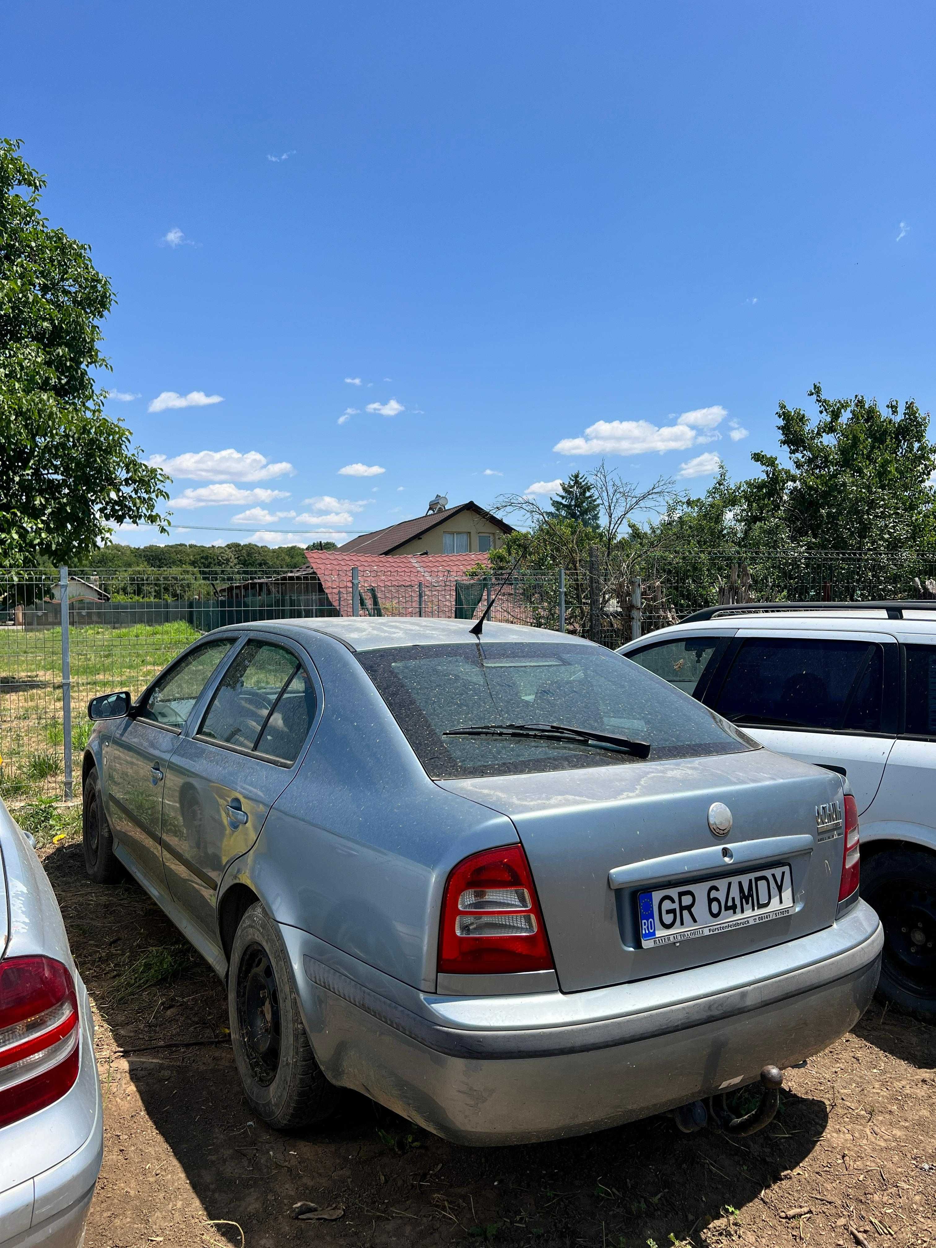 Dezmembrez skoda ocatvia 1
