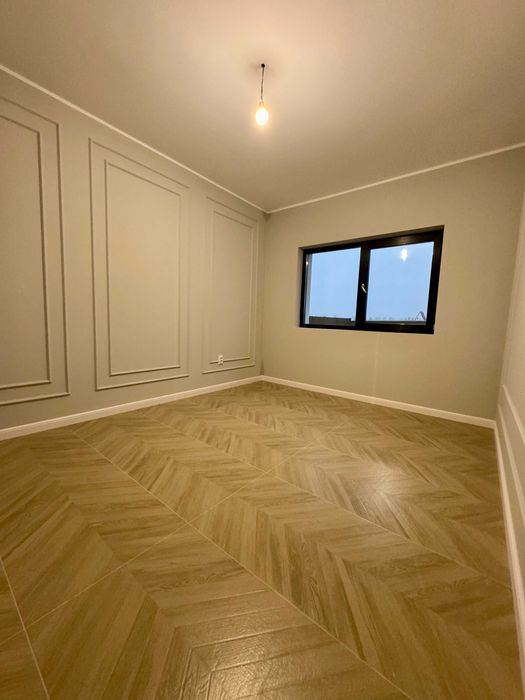 Casa 4 Camere/2 bai, Incalzire Pardoseala, Miroslava-Vorovesti, 420mp