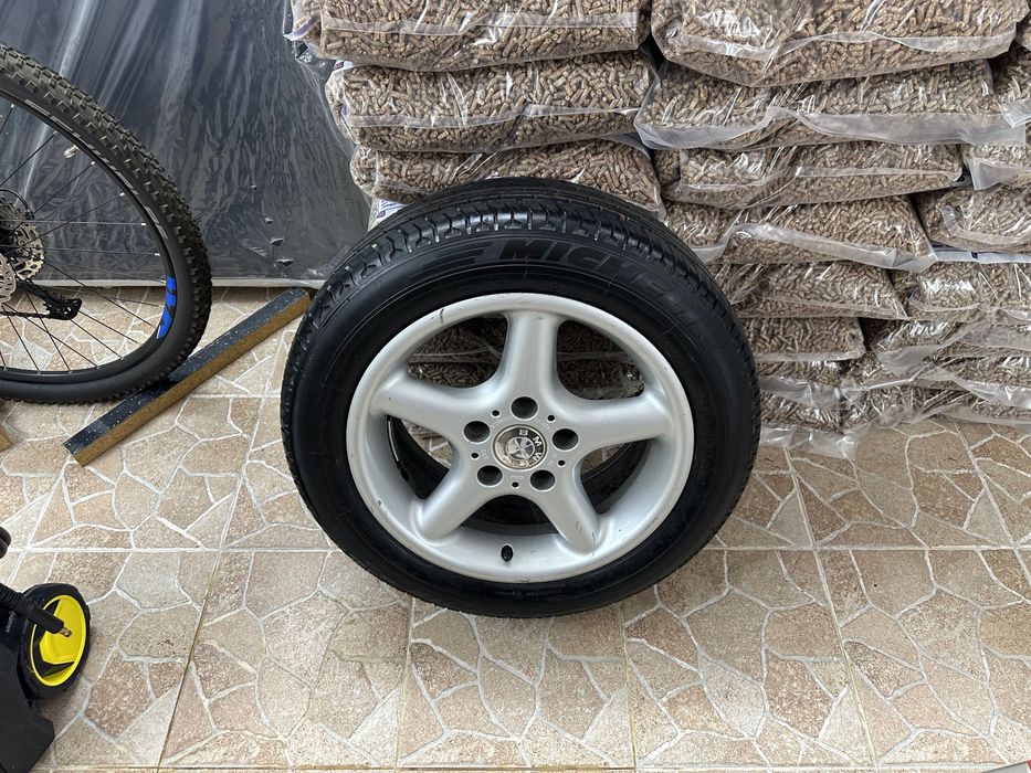 1 брой чисто нова гума, с джанта BMW 16 цола 205 55 r16