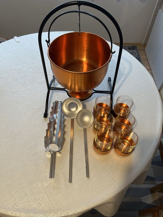 Меден съд за греяно вино и др.