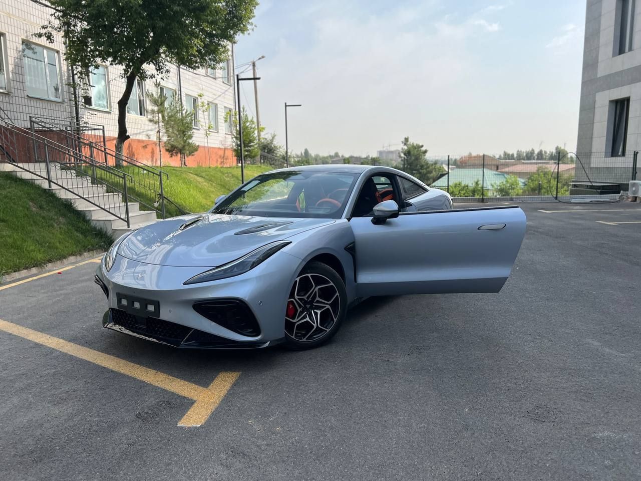 Neta GT electrocar Full