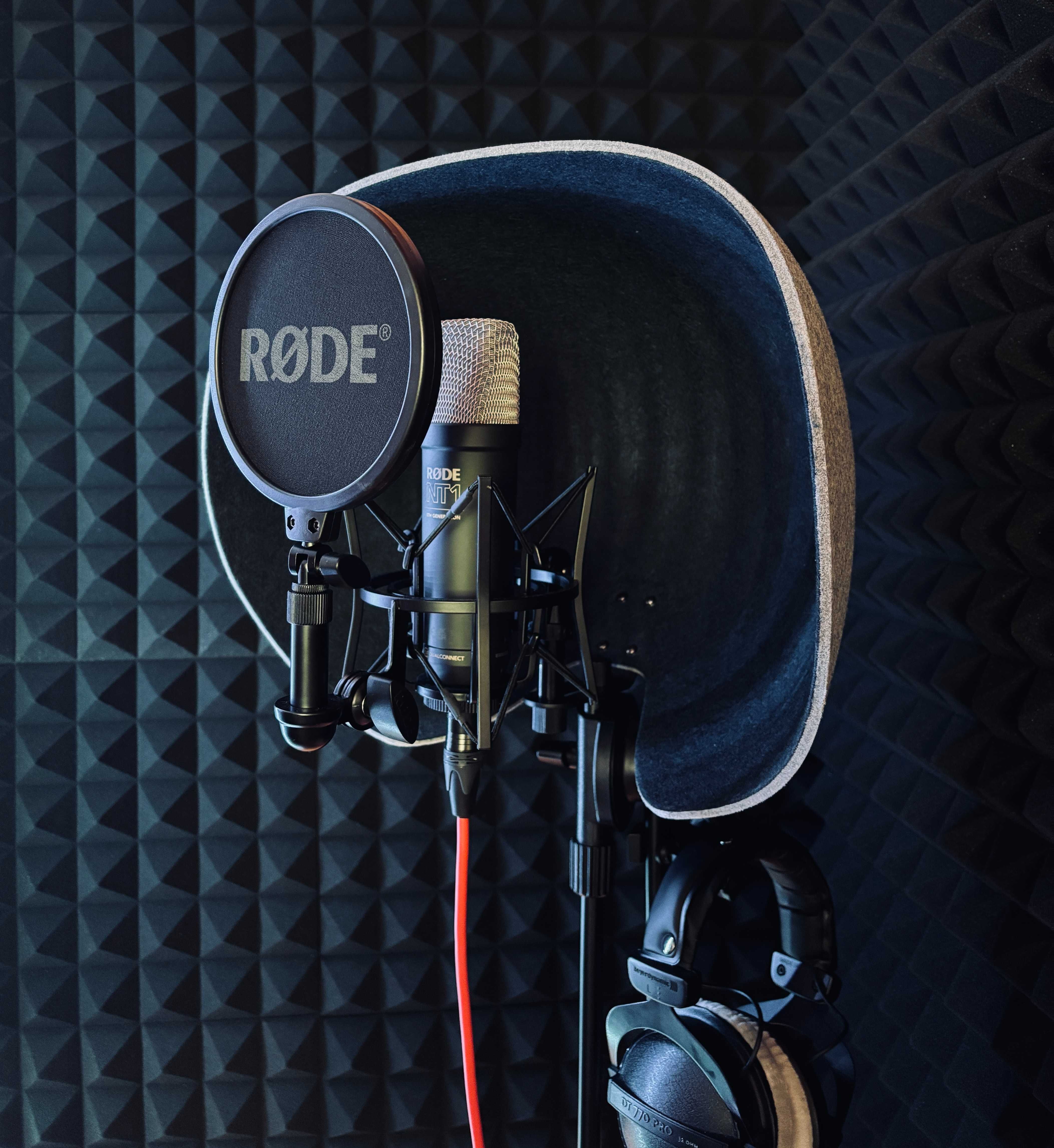 Studio, Mix Master si productie muzicala (beat-uri si instrumentale)