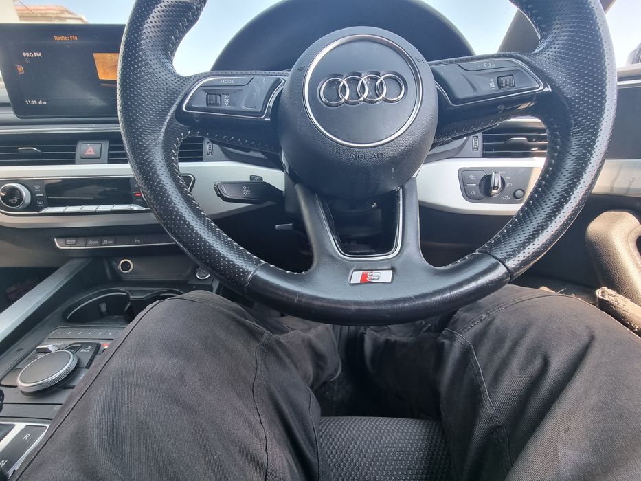 Volan s-line cu padele audi a4 a5 q5 b9 an 2016 pana 2020