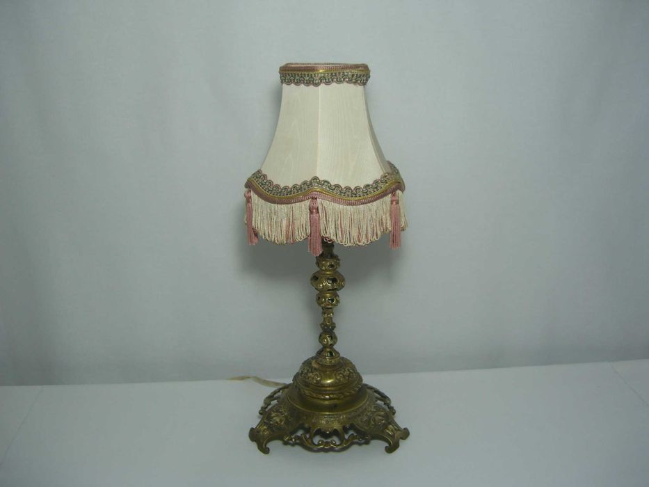 Veioza sec 19, bronz sculptural, Baroc Victorian Anglia, antic
