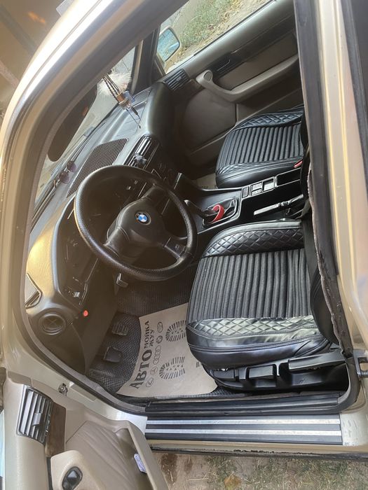 Продаётся bmw e34 …