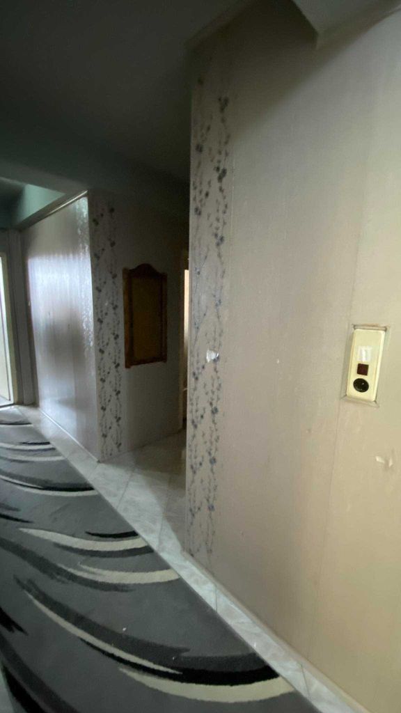 Продава се Четиристаен апартамент в Търговище, Център - 114 кв.м за 984 €/кв.м - Снимка #21