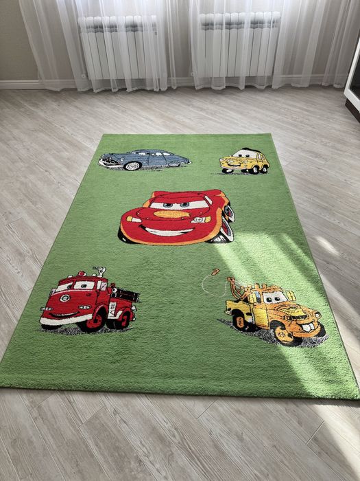 Продоется ковер