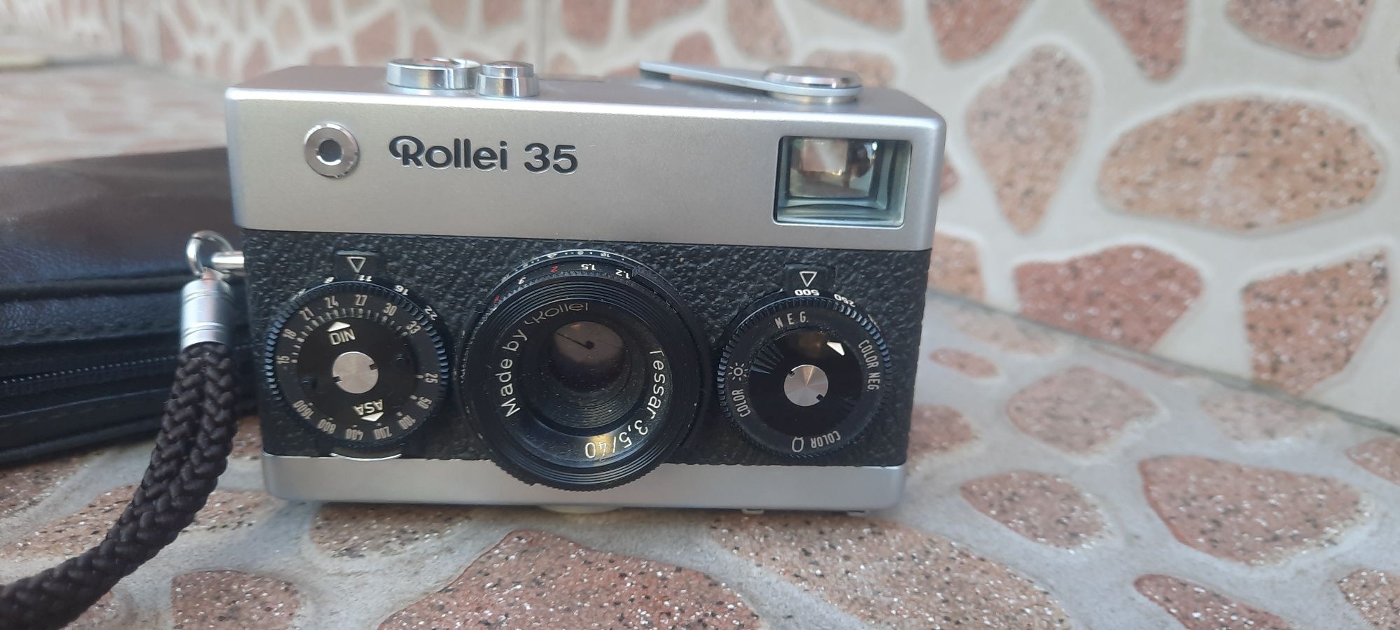 Фотоапарат  Rollei 35