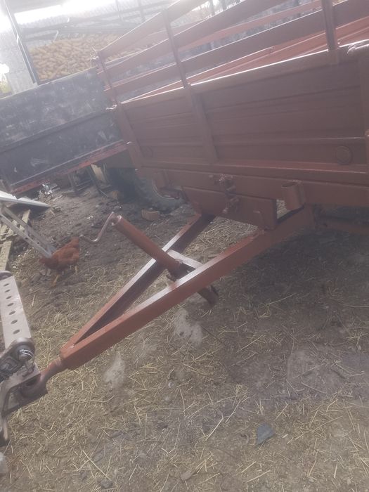 Vând încărcător de gunoi