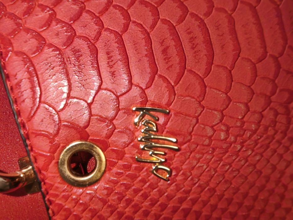 Дамска чанта - елегантна