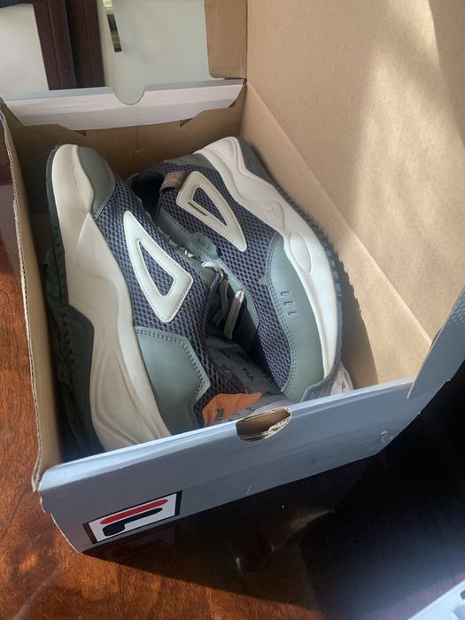 Кроссовки Fila оригинал покупали в Спормастере