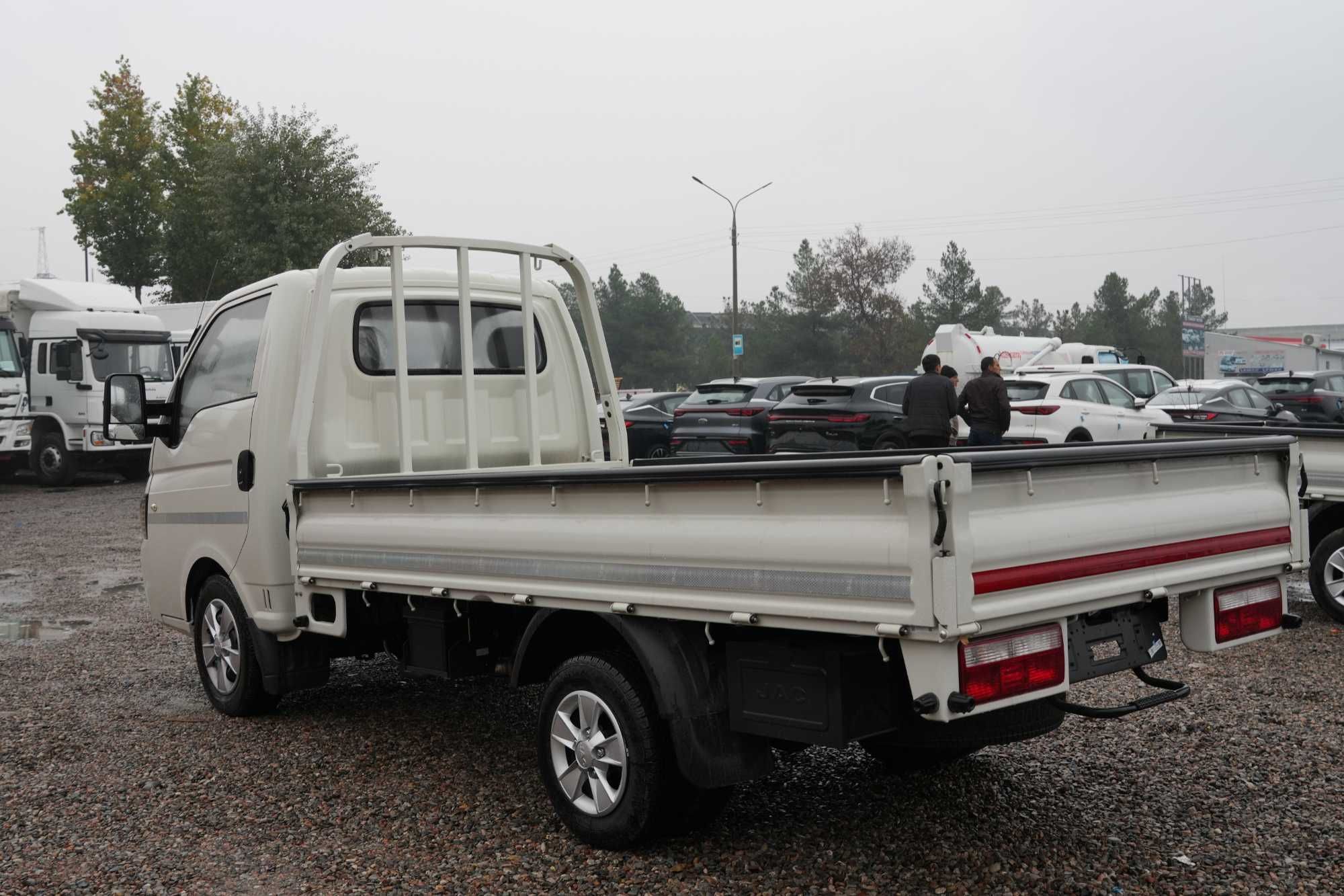 JAC Х200 ( 3т / 147 от кучи ) пултопар юк машинаси сотувда мавжуд.