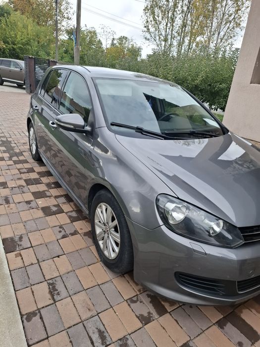VW Glof 6 - 1.6 tdi 2010