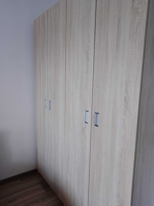 Шкаф распашной 4-х дверный