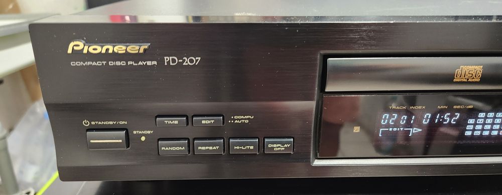 Receiver Pioneer + Cd-player Pioneer cu telecomandă