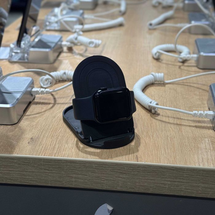 Часы Apple Watch SE 40/ Эпл вотч СЕ 40мм