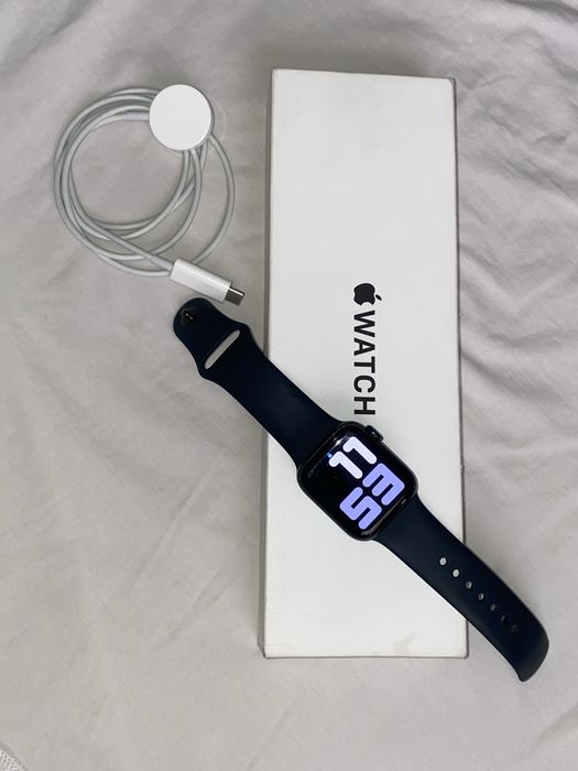 Смарт-часы Apple Watch SE GPS Gen.2