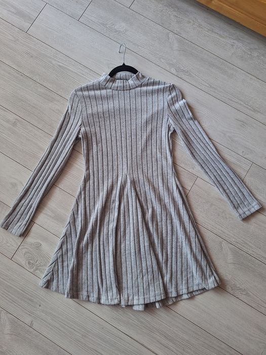 Рокля L размер в сиво
