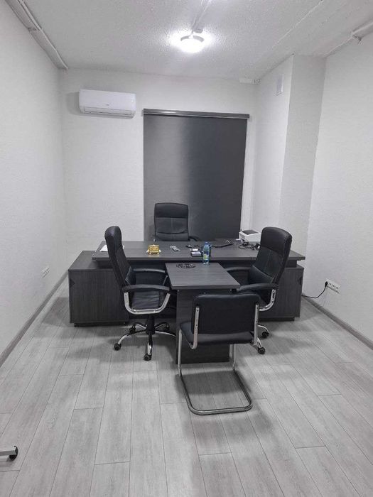 Срочно продаётся нежилое помещение в Мирзо - Улугбекском районе.