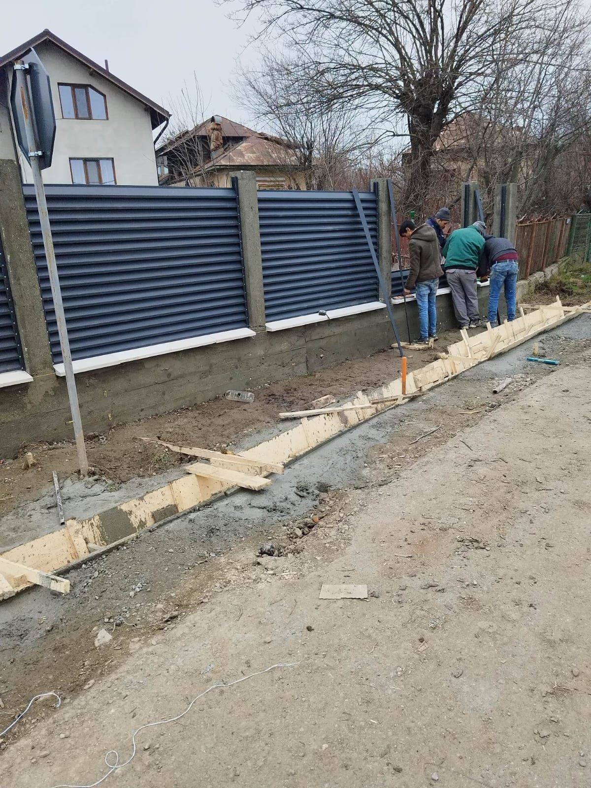 Gard din panou tip jaluzele, sipca metalica si alte modele la comanda